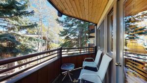 Laurelwood Condominiums 109