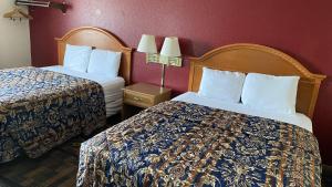 Newton Inn In Newton, KS