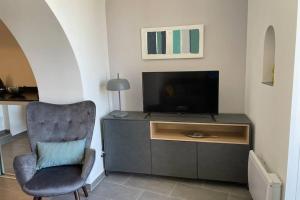 Menton 3 pièces vue mer bord de plage hyper centre