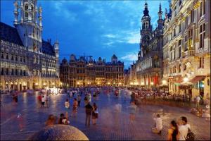 En plein cœur de Bruxelles. Superbe duplex.A voir!