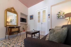 Castel Abaso Boutique Apartments Andros Greece