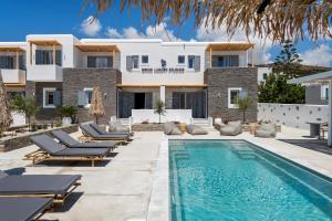 Drios Luxury Studios Paros Greece