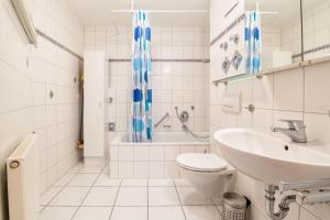 Ferienwohnpark Immenstaad am Bodensee Zwei-Zimmer-Apartment Typ 3 156