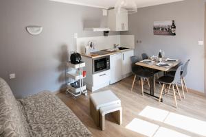 Auberges Le Cotentin Appart'hotels & Restaurant le Cot' : photos des chambres