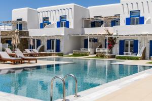 Ornos Beach House Myconos Greece