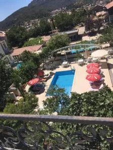 Sunset Apart Otel - Cedit