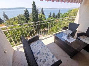 SARA LUX apartment with sea view, 50m from the beach