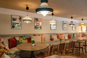 Hotels Novotel Suites Nice Airport : photos des chambres