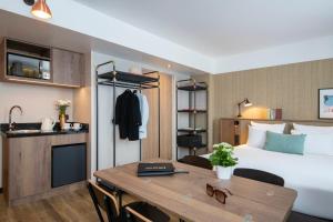 Hotels Novotel Suites Nice Airport : photos des chambres