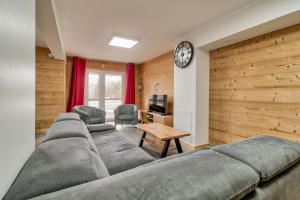 Appartements A 80m des pistes, bel appartement pour 15 : photos des chambres