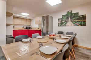 Appartements A 80m des pistes, bel appartement pour 15 : photos des chambres