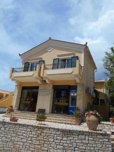Aris Apartments Corfu Greece