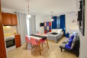 Theoni's Apartments Korinthia Greece