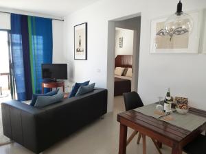 El Pasadizo - The secret passage-Puerto del Carmen