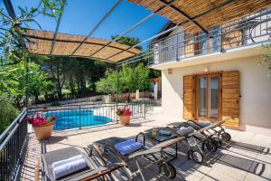 Villa Zoro 3-bedroom villa with private pool and amazing panorama
