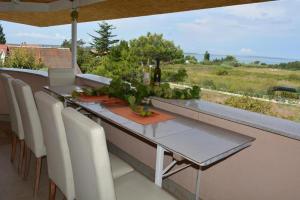 Apartment in Vrsi with sea view, terrace, air conditioning, Wi-Fi (4824-7)