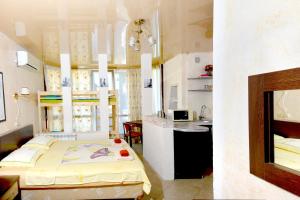 Family Room with Garden View room in Apartament Naberegnaya street