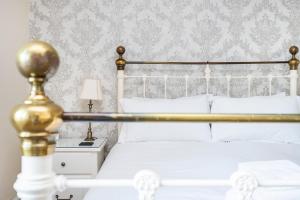 Cragwood Guest House