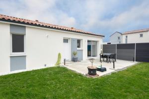 Maisons de vacances Maison moderne pour 7 personnes a Saint-Michel-Chef-Chef : photos des chambres