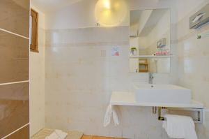 Double Room room in Hôtel La Palunette