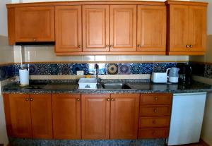 Appartement Lona, El Cieno mit Pool direkt am Meer