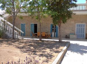 psathi kimolos Kimolos-Island Greece