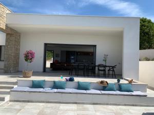 LES VILLAS DU DOMAINE NAPOLEON CORSICA vue mer et piscine