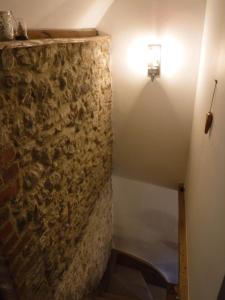 2 Vicarage Lane