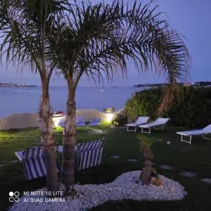 Casa con piscina e vista mare dal giardino - Plemmirio