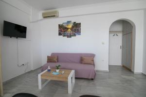 Aias luxury apartment Salamina Greece