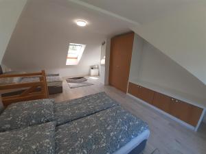 Komfortowy apartament dwupoziomowy w cichej okolicy