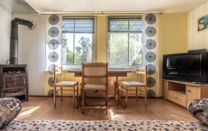 Du apartamentai Preiloje su kiemu ir kubilu