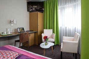 Hotels Hotel Paris Louis Blanc : photos des chambres