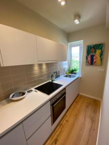 Himmelbett-Studio über Düsseldorf, neu