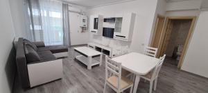 Apartament 2 camere Moonlight Mamaia et 1 ap 107