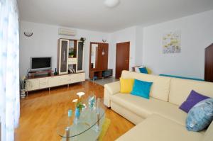 Apartments Roza