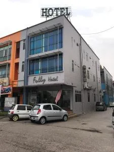 Fully Hotel Desa Tebrau - 乌鲁地南