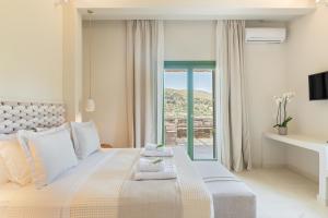 Casa Di Fiori Andros Suites