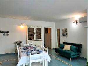 Lu Purpu di Casa Camilla Journey