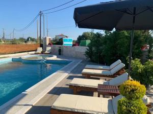 Sinodinos Deluxe Apartments Halkidiki Greece