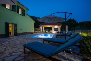 Family friendly Villa Zaneta with pool