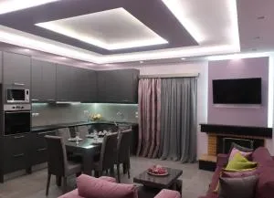 ΠΟΛΥΤΕΛΕΣ ΔΙΑΜΕΡΙΣΜΑ ΣΤΗΝ ΑΥΛΙΔΑ ΕΥΒΟΙΑ - Paralía Avlídhos