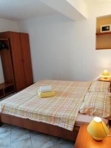 Studio apartment in Funtana with terrace air conditioning WiFi washing machine 49825