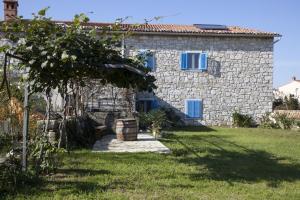 Holiday apartment in Funtana with balcony, air conditioning, WiFi, washing machine 4982-9 