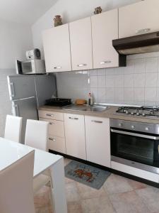 Holiday apartment in Funtana with terrace, air conditioning, WiFi, washing machine 4990-2 