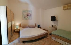 Holiday apartment in Funtana with terrace, air conditioning, WiFi, washing machine 4990-2