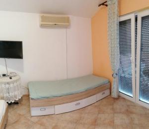 Holiday apartment in Funtana with terrace, air conditioning, WiFi, washing machine 4990-2