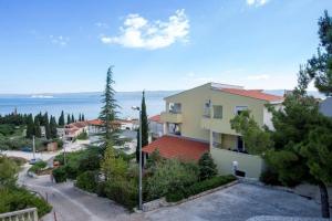 Studio apartment in Duce with sea view, balcony, air conditioning, WiFi 132-5