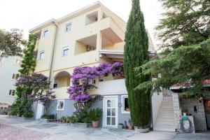 Studio apartment in Duce with sea view, balcony, air conditioning, WiFi 132-5
