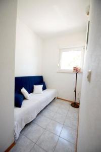 Studio apartment in Duce with sea view, balcony, air conditioning, WiFi 132-5